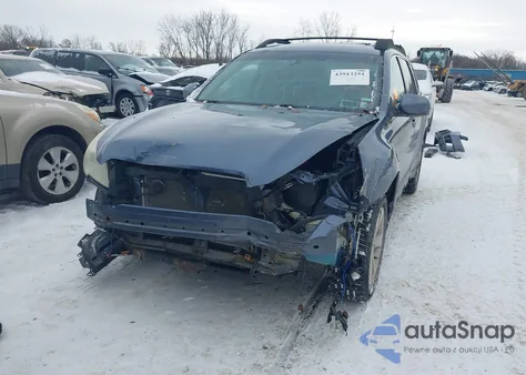2013 Subaru Outback 2.5I Premium z USA, uszkodzony, nr VIN 4S4BRBCC9D3278234